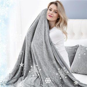 Cooling Blanket for HotSleepers Lightweight Summer Cold ThinBlanket for Sleeping